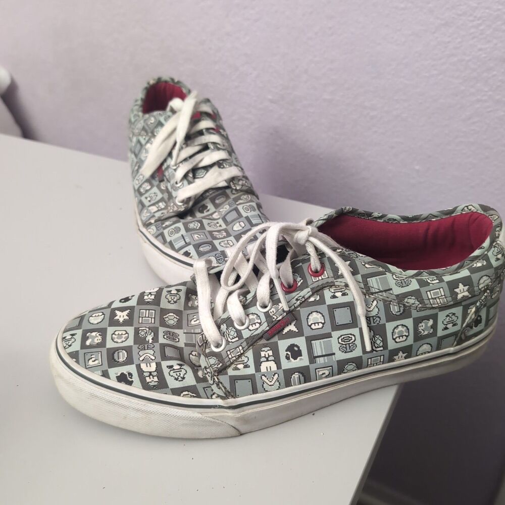 VANS x NINTENDO Check Chukka Low Shoes Mens Size 10 AOP Super Mario Bros